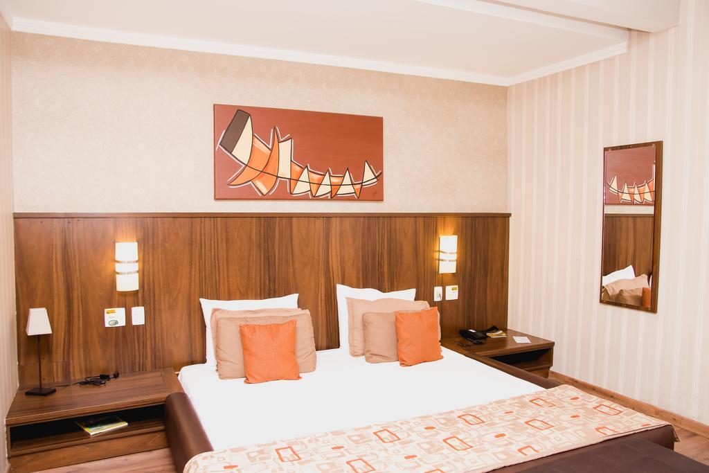Class Hotel Varginha فارغينيا المظهر الخارجي الصورة